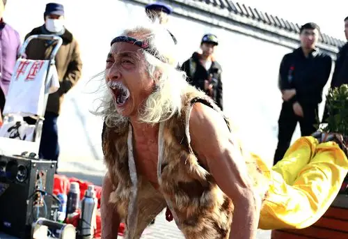 扫街片——霸气老人