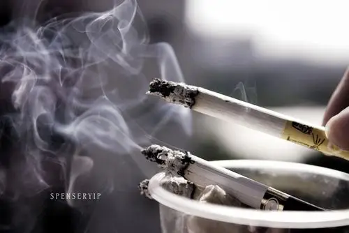 香烟并不是寂寞