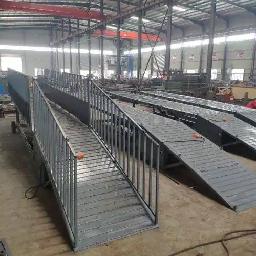 创硕固定剪叉升降机移动式卸猪台上下装猪台电动液压装车升降平台