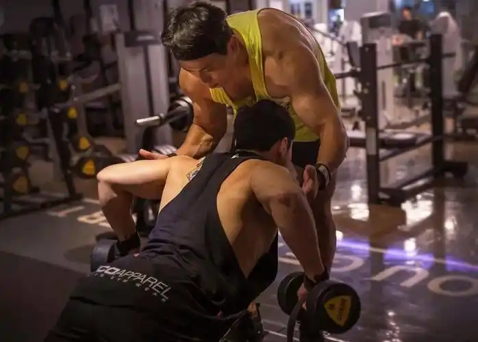 健身房又爆冲突,私教欲动手打人?看网友的评论你就知道了