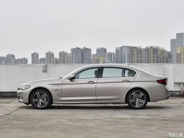 宝马5系新能源限时优惠高达1019万元