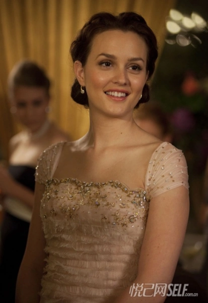 圆脸妹子绯闻女孩queenb 教你发型不重样小秘诀