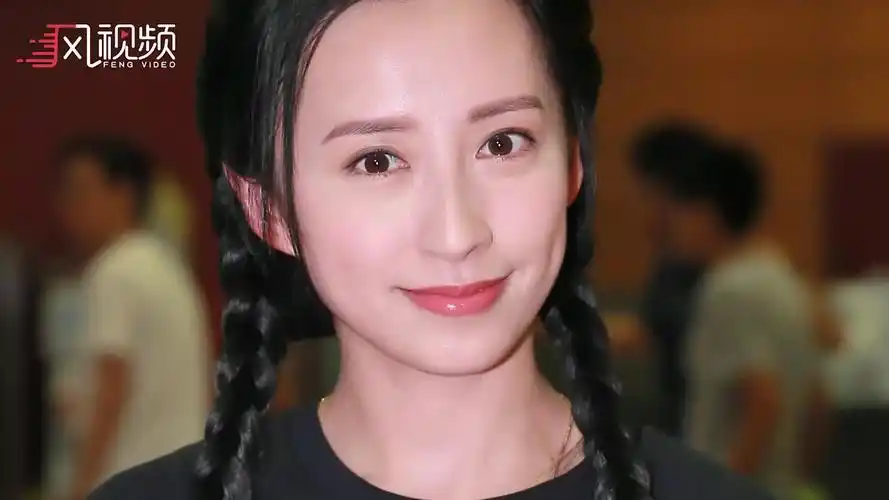 姚子羚否认与龚嘉欣决裂林夏薇未听过林峯婚讯