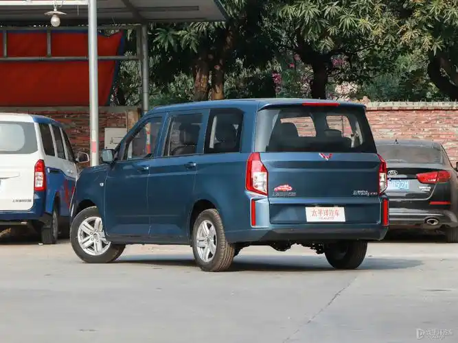 五菱宏光plus 2021款 1.