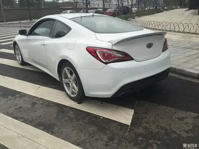 现代劳恩斯 酷派2.0豪华 白色 13年11月