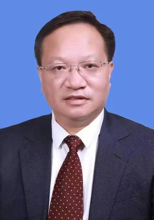 新乡市红旗区政府领导简介