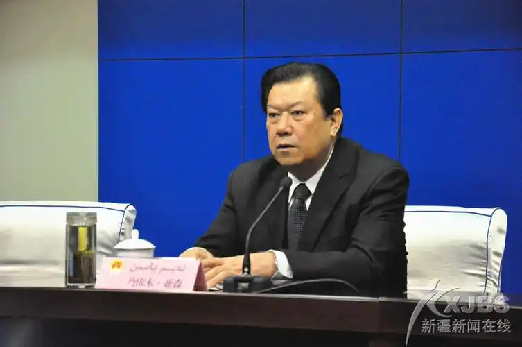 "法治新疆·天山行"活动正式启动