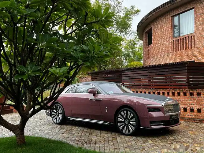 劳斯莱斯闪灵, 575万起, 全球最贵电动车!