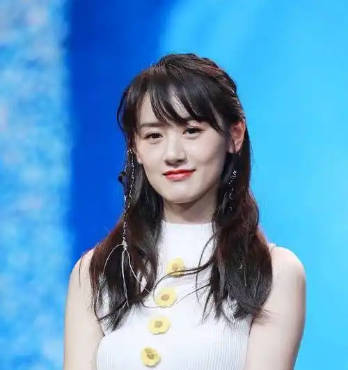 袁冰妍曾进组一周被"撵"?了解女二号的"悲催"后,都心疼哭了