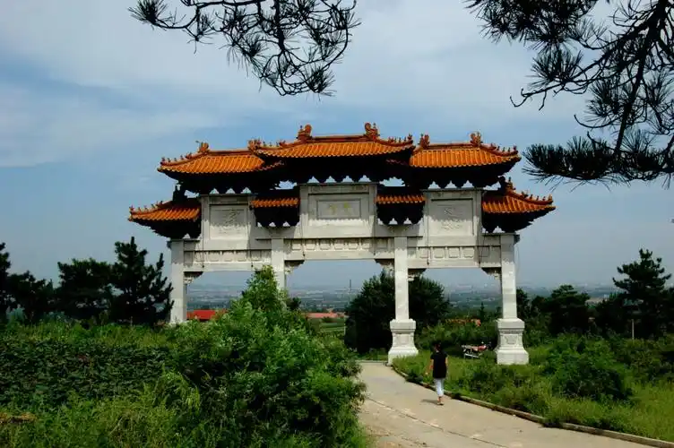 云峰山景区(云峰山景区今天开放吗)