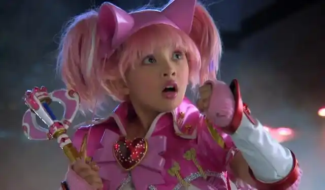 舞法天女造型略显杀马特但谁成想卸妆后个个都是俊男靓女