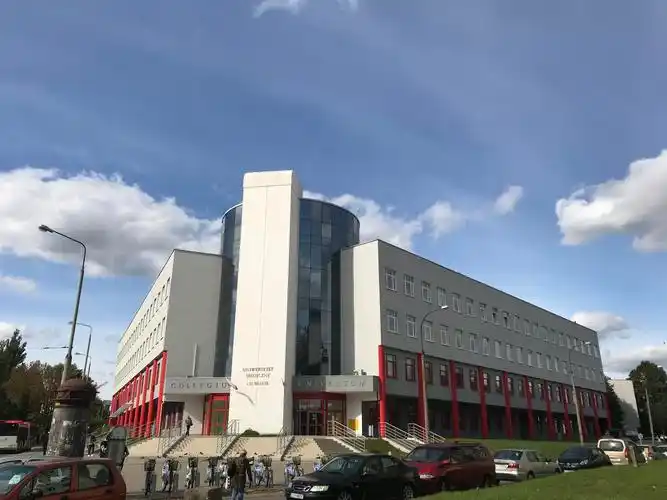 卢布林医科大学波兹南医学大学哥白尼大学医学院大家对于波兰的留学