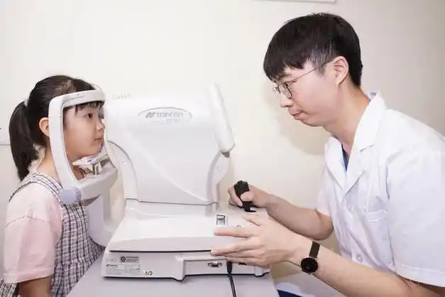 限时福利青少年视力检查开始专家一对一问诊