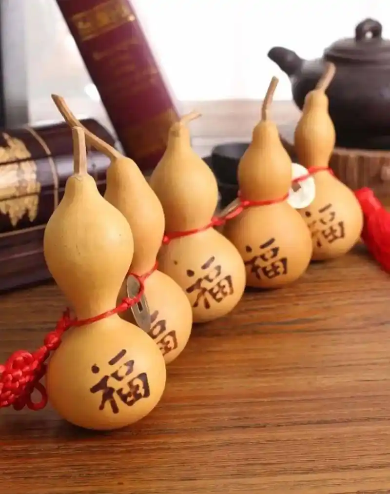 葫芦究竟摆放在哪里能旺风水?_床头_方位_效果