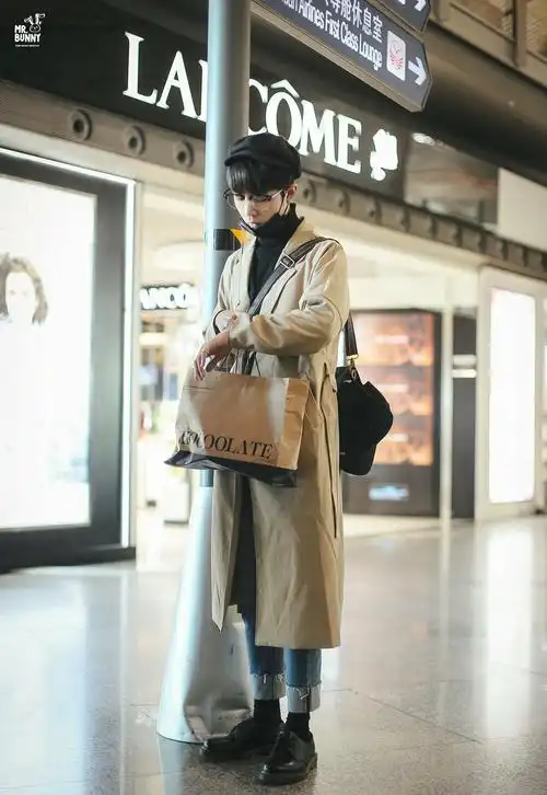 肖战 街拍 机场