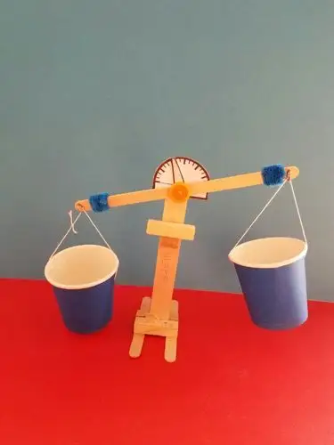 友谊里小学"低碳生活,从我做起---科技创新大赛"作品展示