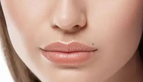 女人嘴上痣的位置与命运图 女人嘴上痣的位置与命运图解-善吉算命网