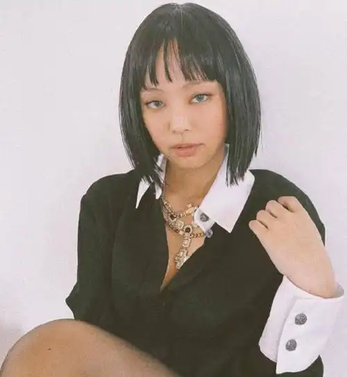 jennie短发造型曝光被队友吊打这个颜值真的可以吗