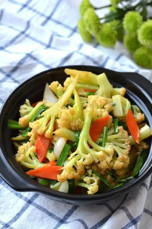 素炒菜花的做法