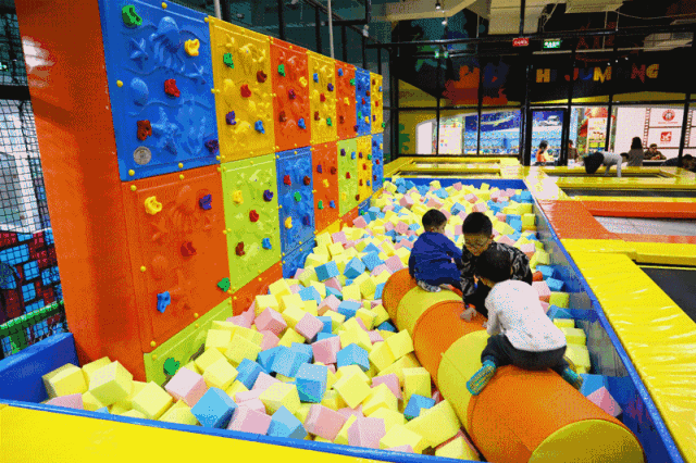 郑州开心岛蹦床公园地址门票营业时间游玩攻略