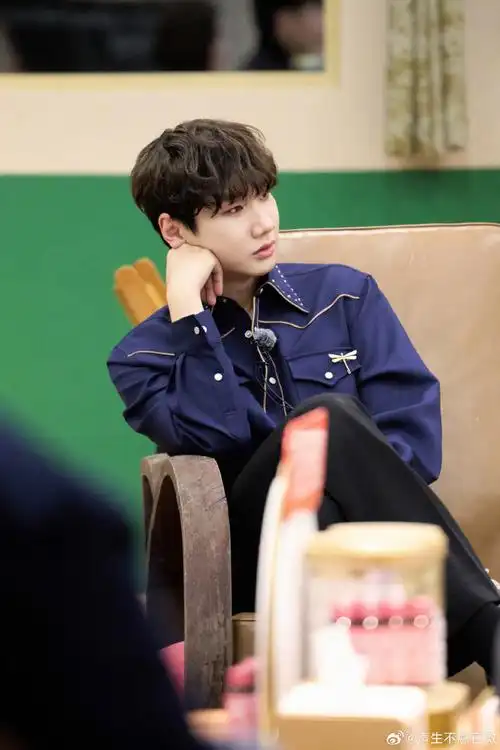 【#声生不息家年华#精彩剧照大放送】@汪苏泷幽趣怀才 乐然不群「心中