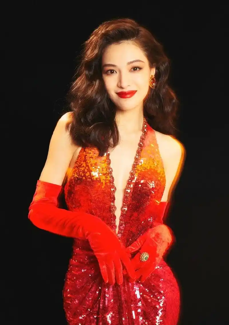 女明星复古港风造型大赏|杨幂,迪丽热巴……谁是你心中的天花板?