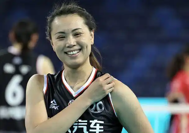 曾春蕾重返集训队恐无悬念,或2度无缘奥运会|中国女排|刘晏含_网易