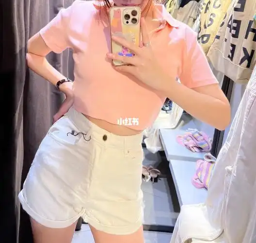 167113粉色短款polo衫好显白百搭