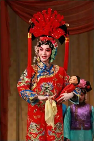 京剧《四郎探母》中扮演铁镜公主