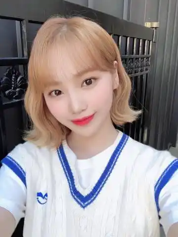 all for kimchaewon /金采源 /814539   关注 g 私信 = 超过