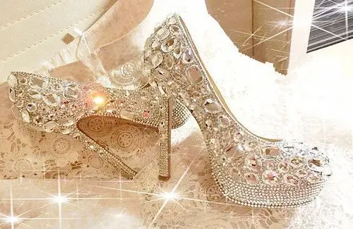 专属十二星座的水晶公主鞋,处女座闪耀迷人,狮子座高贵奢华!