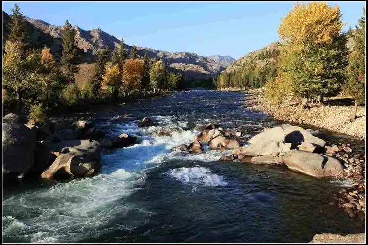 data-lemmaid="150456">鄂毕河 /a>最大的支流,有"银水"之称