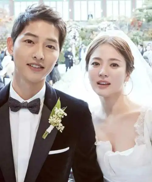 宋慧乔婚变因宫交是怎么回事,宋慧乔和宋仲基婚变是什么原因造成的?