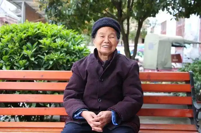 最新数据!潢川60岁以上的老人即将突破19万,现在可享受这些福利.