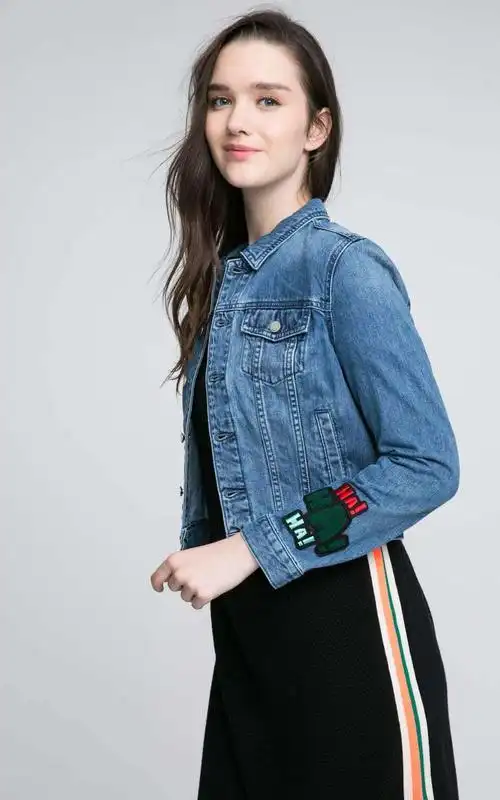 only夏装新品字母绣章纯棉短款长袖牛仔夹克女t|116354507
