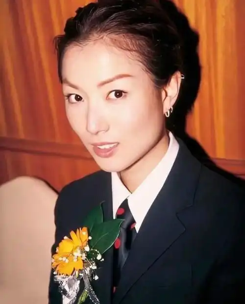 50岁?郑秀文的年龄果然只是数字插图79