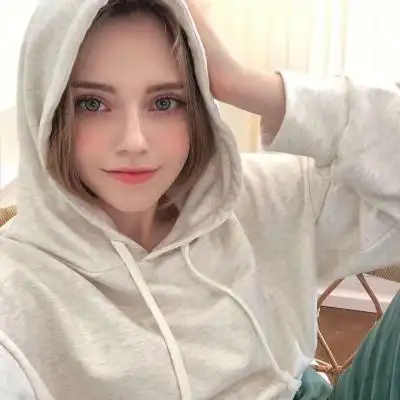 鹿绾绾欧美风头像外国小姐姐望喜