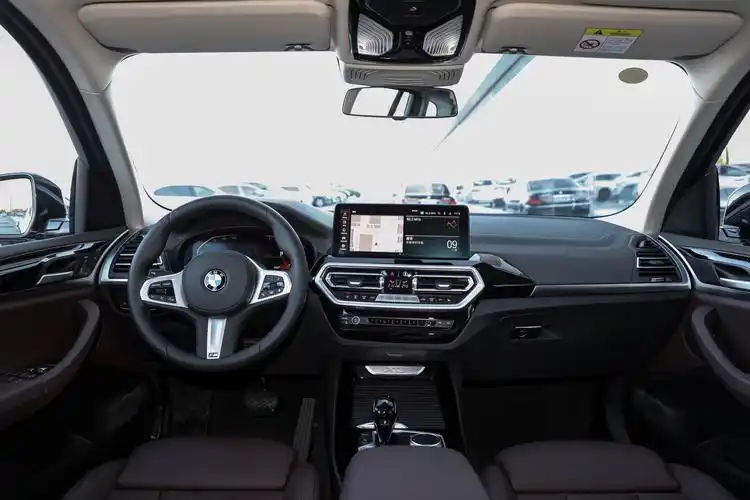 宝马x3档次-后排-胎压-易车