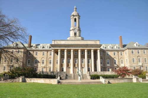 宾夕法尼亚州立大学是美国顶尖的公立大学之一