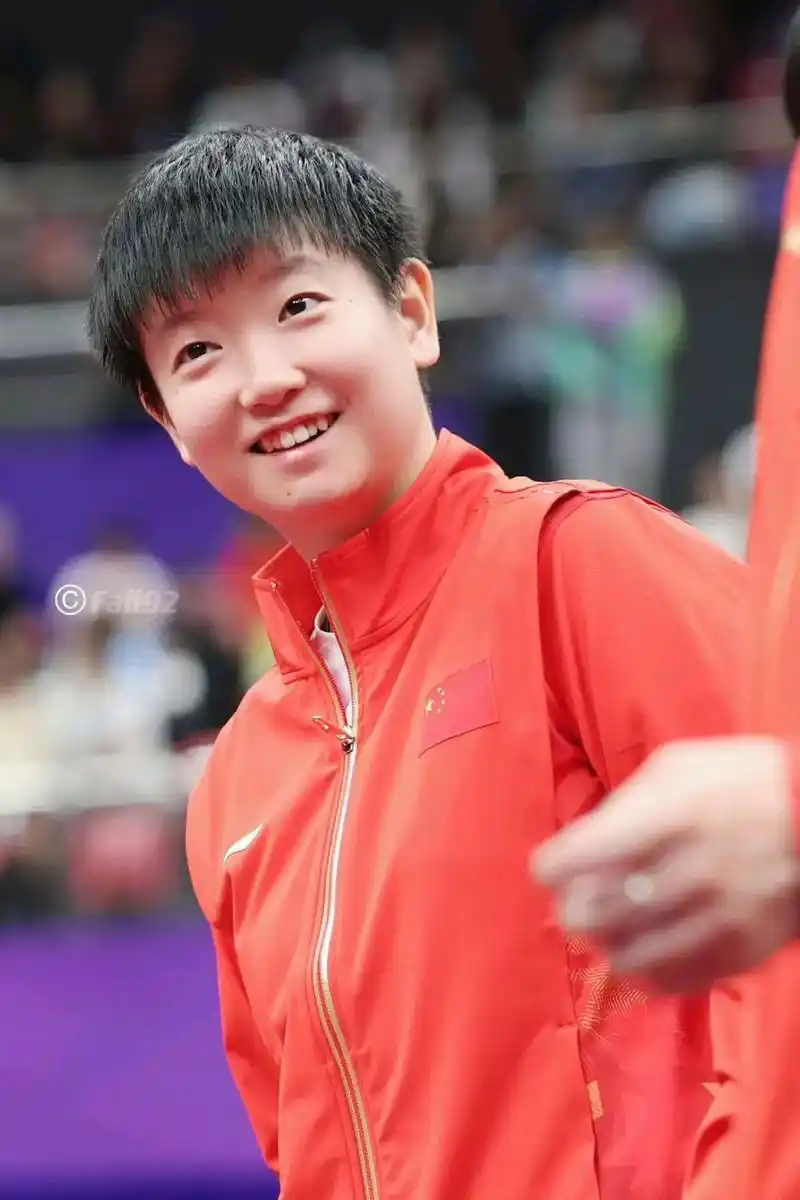 亚运会女团第二轮莎莎第三局把对手打出11—0的成绩.