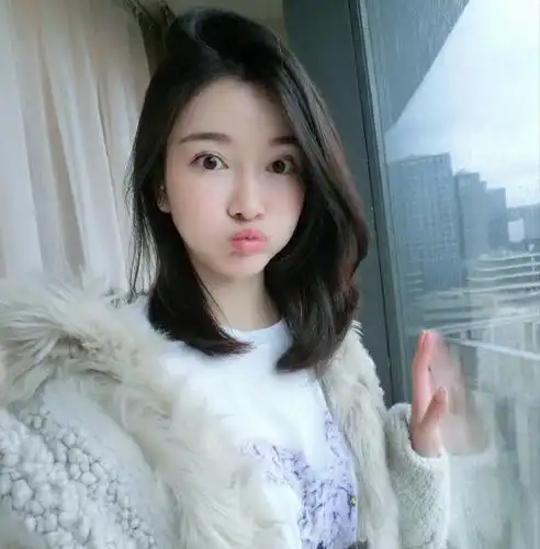 迟帅老婆近照曝光 迟帅与李璐茜结婚多年十分低调