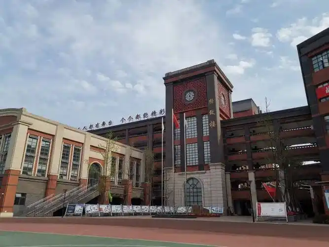 列五中学初中新校区全面改扩建提档加速预计2023年投入使用