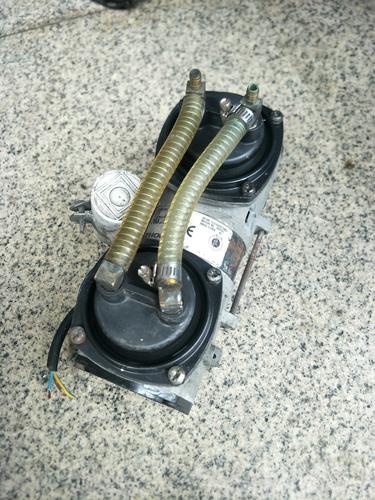 二手进口220v托马斯thomas 77782-106双头隔膜气泵 真空泵询价