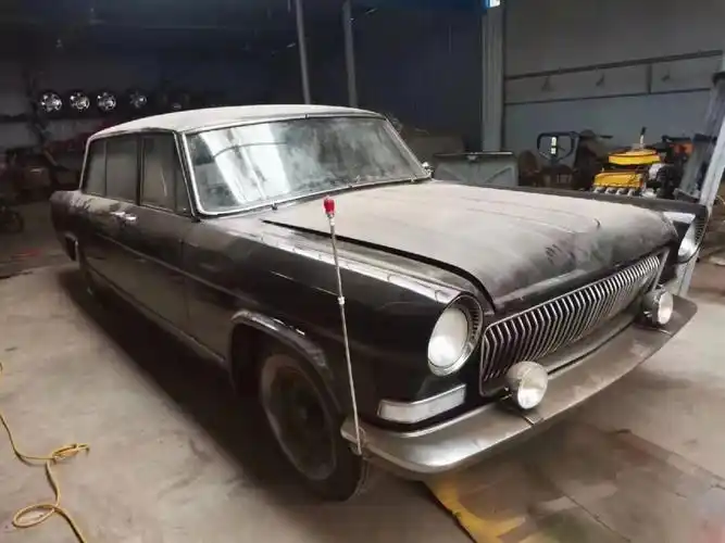 70年代红旗阅兵车