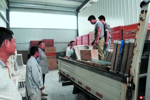 c: akepath大间,占地4000平方米的仓库已经启用,仓库可容纳全部业户