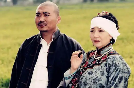 网易娱乐12月4日报道 励志年代大剧《妇道》已经相继在各大卫视收官.