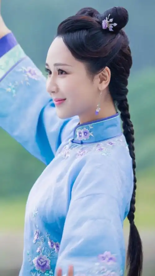 《龙珠传奇》 李易欢『演员杨紫,未来可期』