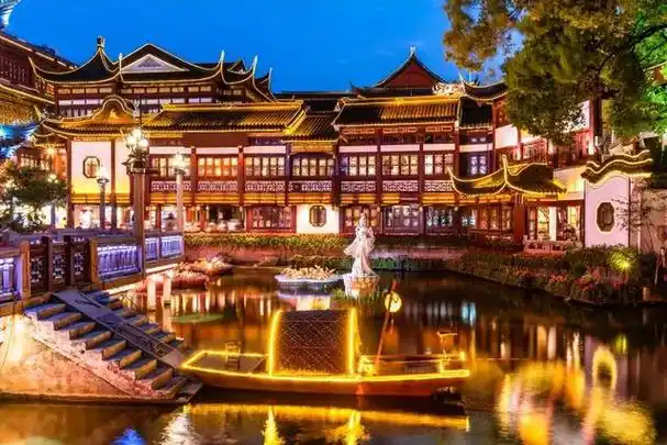 上海必玩的几个景点有哪些(上海旅游十大必去景点住宿)(1)