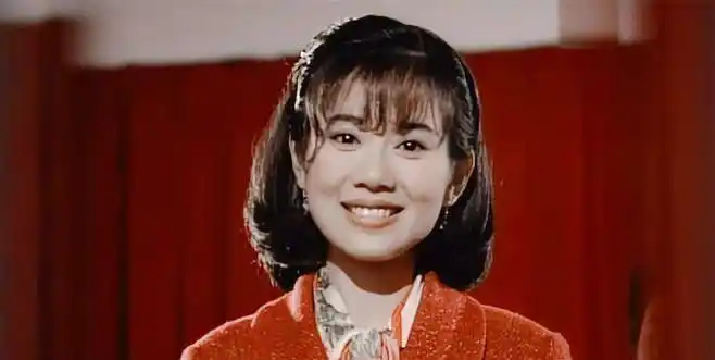 同样演"冯程程",把赵雅芝和宁静孙俪等人放一起,差距就出来了_上海滩