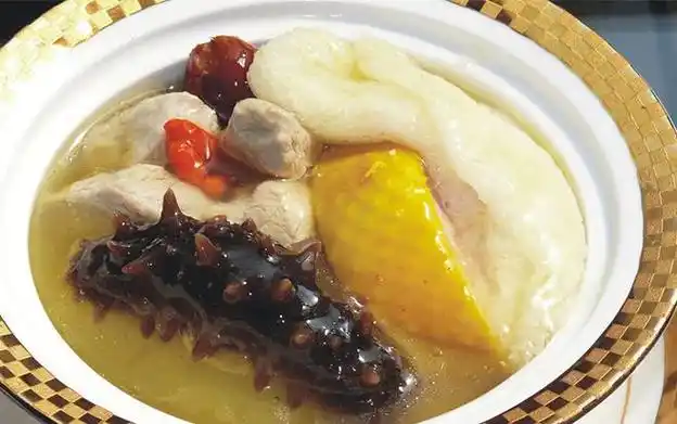 淮杞海参炖鸡
